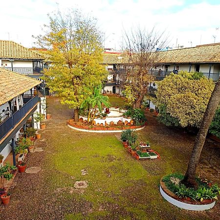 Andalusian Courtyard Apartment Seville Exterior photo