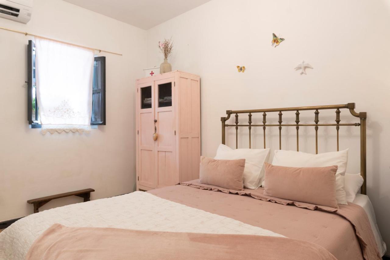 Andalusian Courtyard Apartment Seville Exterior photo