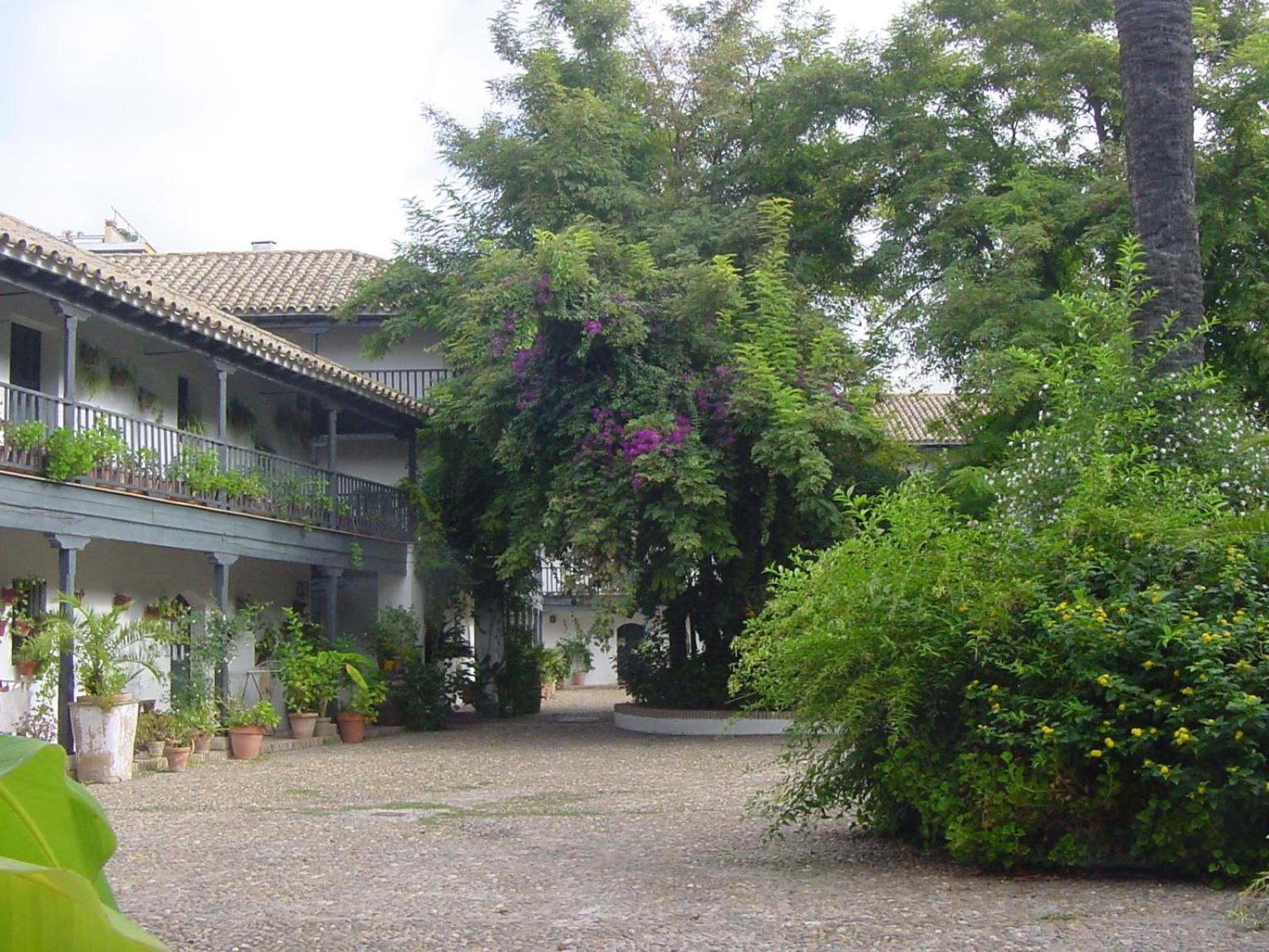 Andalusian Courtyard Apartment Seville Exterior photo