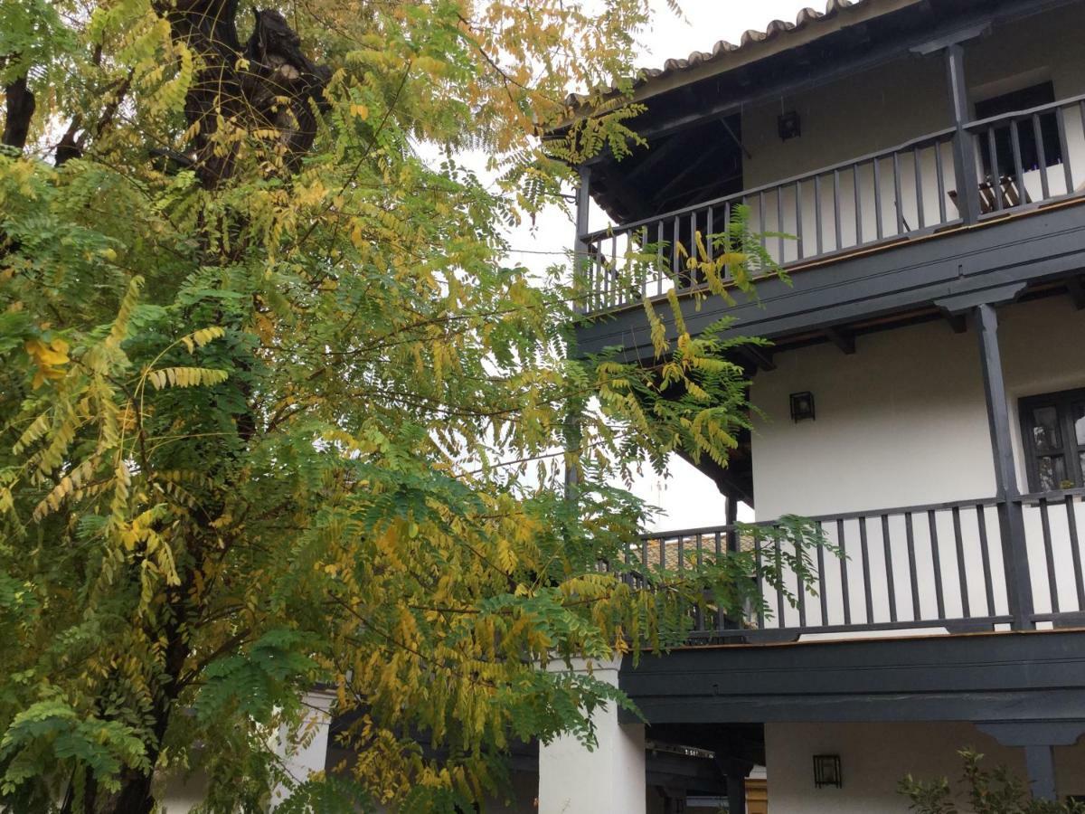Andalusian Courtyard Apartment Seville Exterior photo